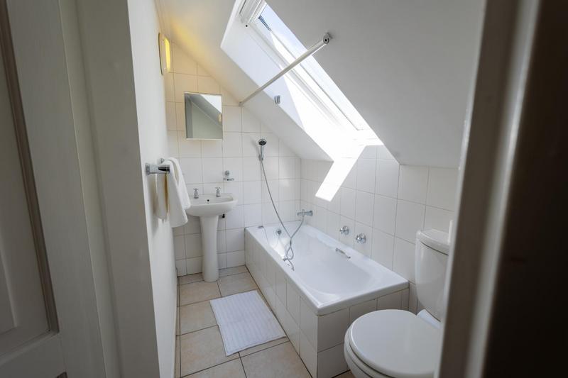 To Let 1 Bedroom Property for Rent in Bryanston Gauteng