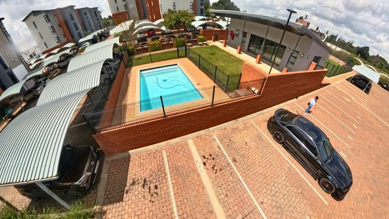 2 Bedroom Property for Sale in Glen Marais Gauteng