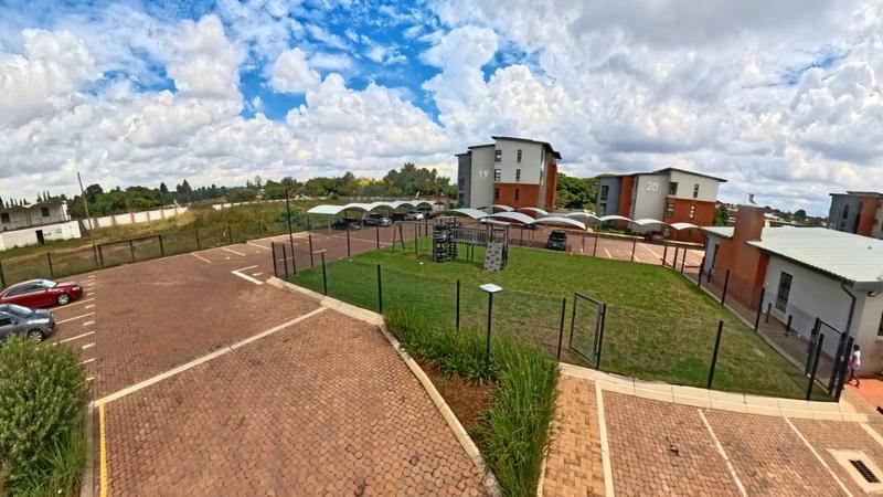 2 Bedroom Property for Sale in Glen Marais Gauteng