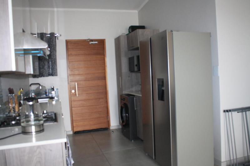 2 Bedroom Property for Sale in Glen Marais Gauteng