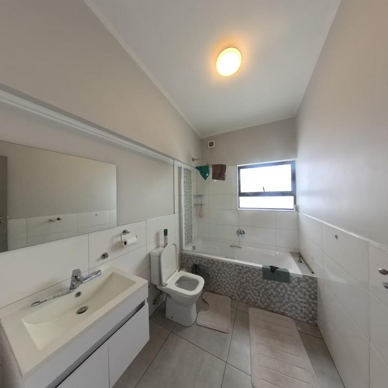 2 Bedroom Property for Sale in Glen Marais Gauteng