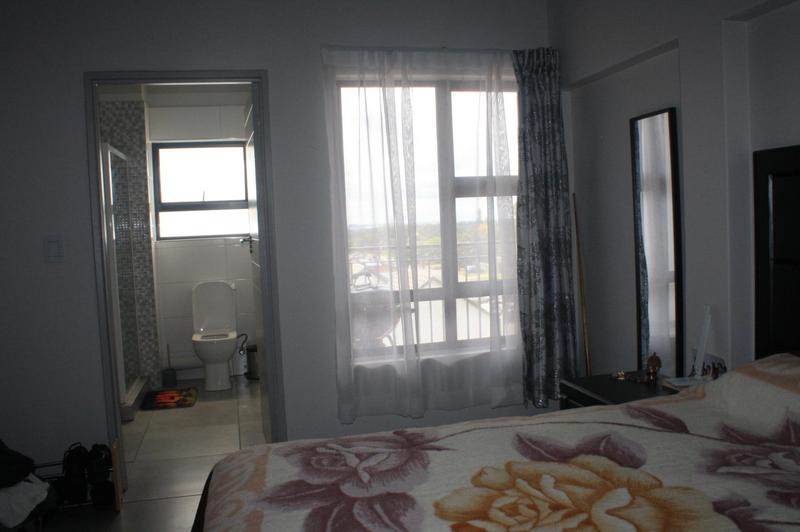 2 Bedroom Property for Sale in Glen Marais Gauteng