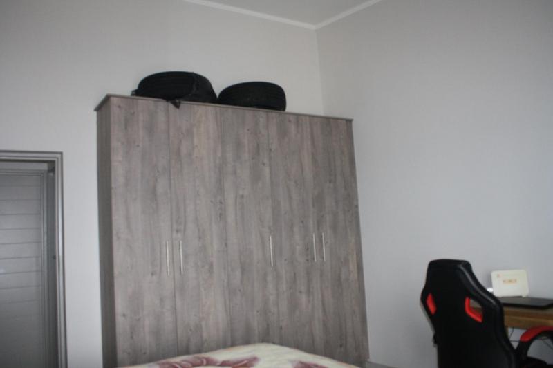 2 Bedroom Property for Sale in Glen Marais Gauteng