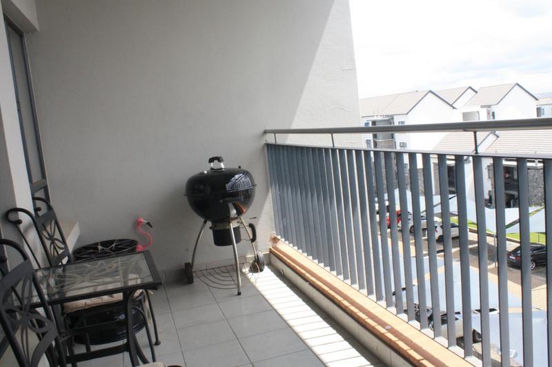 2 Bedroom Property for Sale in Glen Marais Gauteng