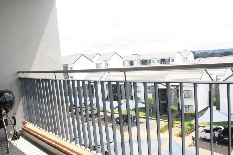 2 Bedroom Property for Sale in Glen Marais Gauteng