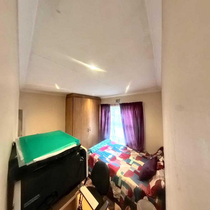 3 Bedroom Property for Sale in Clayville Gauteng