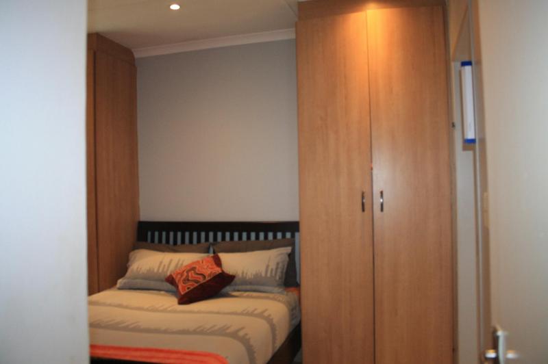 3 Bedroom Property for Sale in Clayville Gauteng