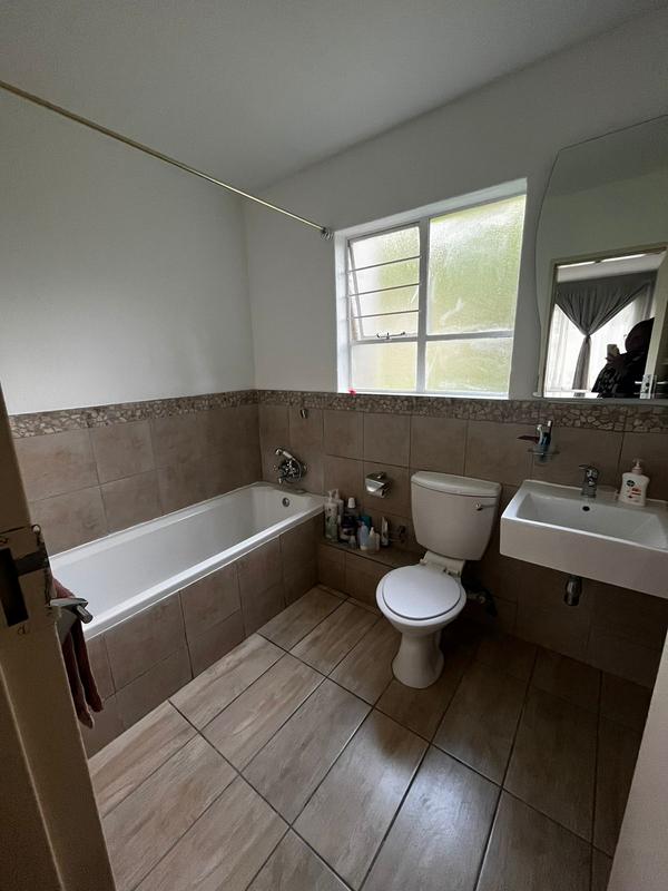 2 Bedroom Property for Sale in Sandown Gauteng