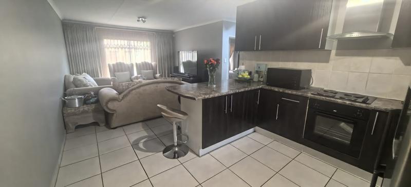 2 Bedroom Property for Sale in Princess A H Gauteng