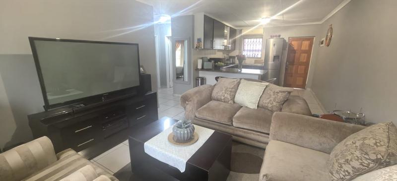 2 Bedroom Property for Sale in Princess A H Gauteng