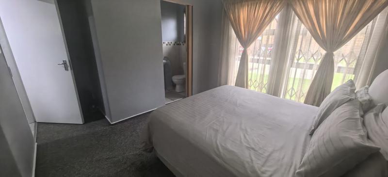 2 Bedroom Property for Sale in Princess A H Gauteng