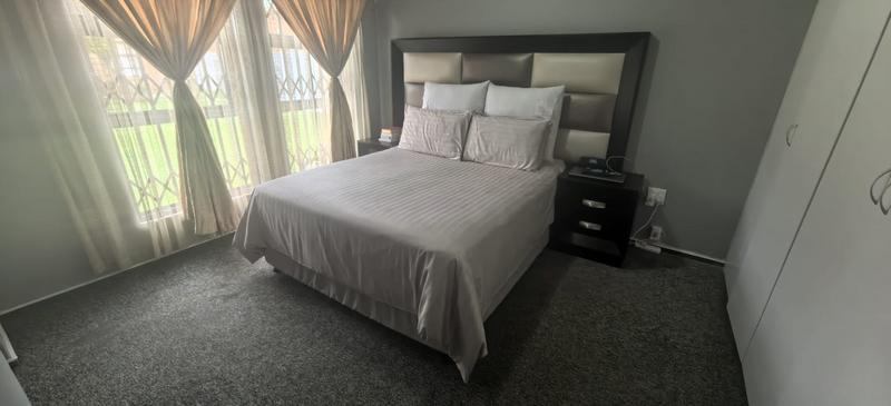 2 Bedroom Property for Sale in Princess A H Gauteng