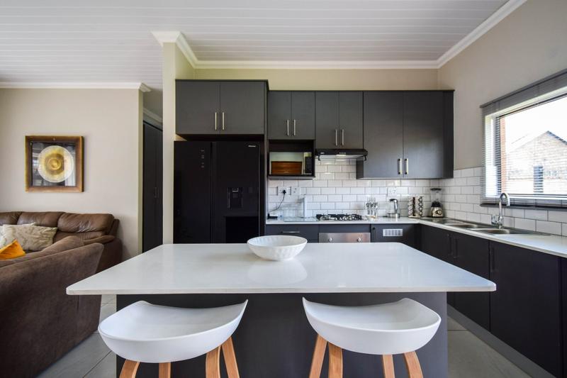 3 Bedroom Property for Sale in Annlin Gauteng