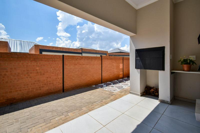 3 Bedroom Property for Sale in Annlin Gauteng