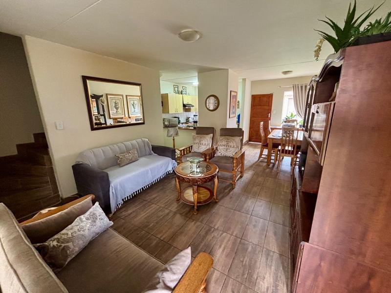 2 Bedroom Property for Sale in Annlin Gauteng