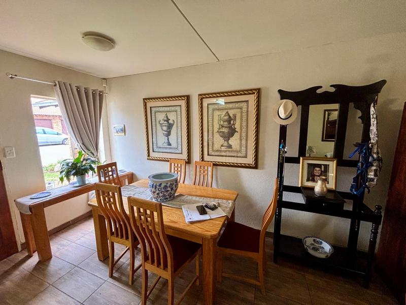 2 Bedroom Property for Sale in Annlin Gauteng