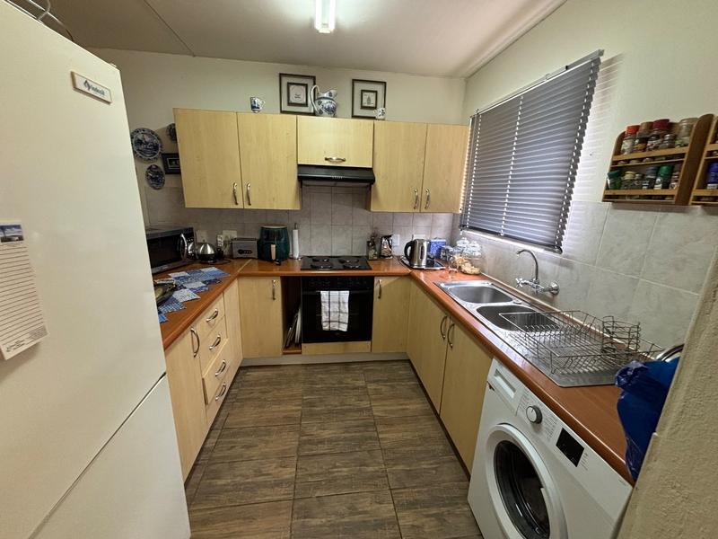 2 Bedroom Property for Sale in Annlin Gauteng