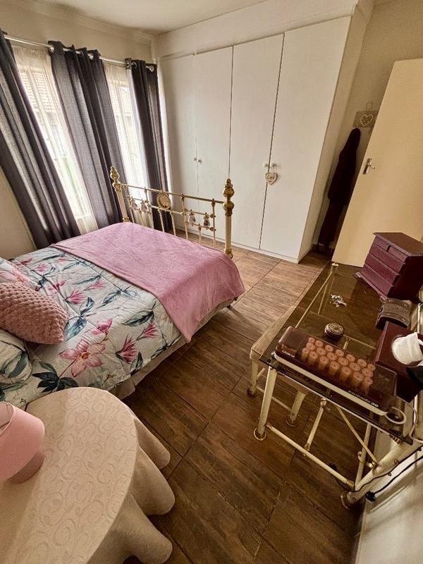 2 Bedroom Property for Sale in Annlin Gauteng