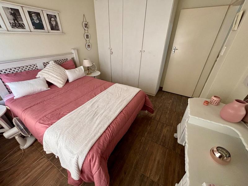 2 Bedroom Property for Sale in Annlin Gauteng