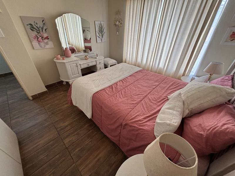 2 Bedroom Property for Sale in Annlin Gauteng