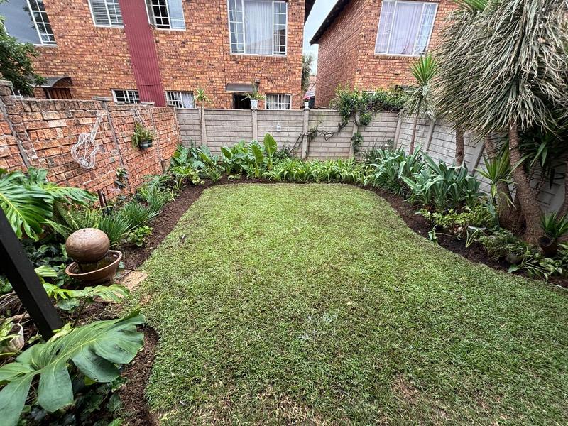 2 Bedroom Property for Sale in Annlin Gauteng
