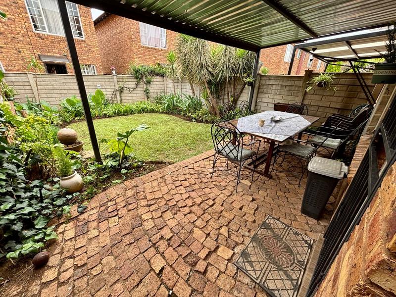 2 Bedroom Property for Sale in Annlin Gauteng