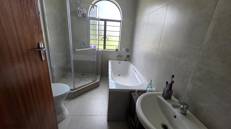3 Bedroom Property for Sale in Sinoville Gauteng