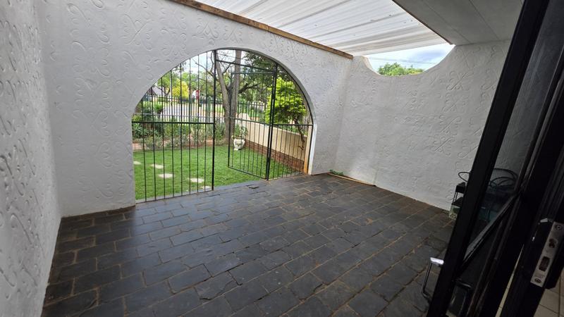 3 Bedroom Property for Sale in Sinoville Gauteng
