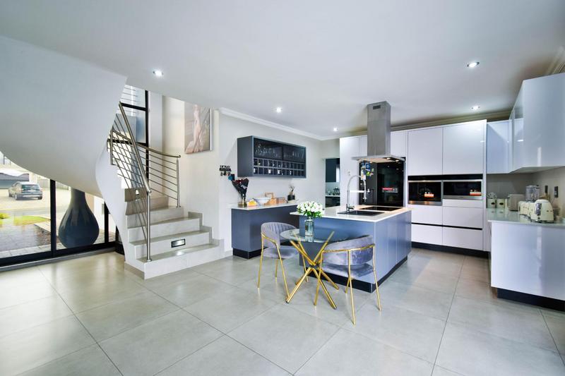 To Let 6 Bedroom Property for Rent in Savannah Country Estate Gauteng