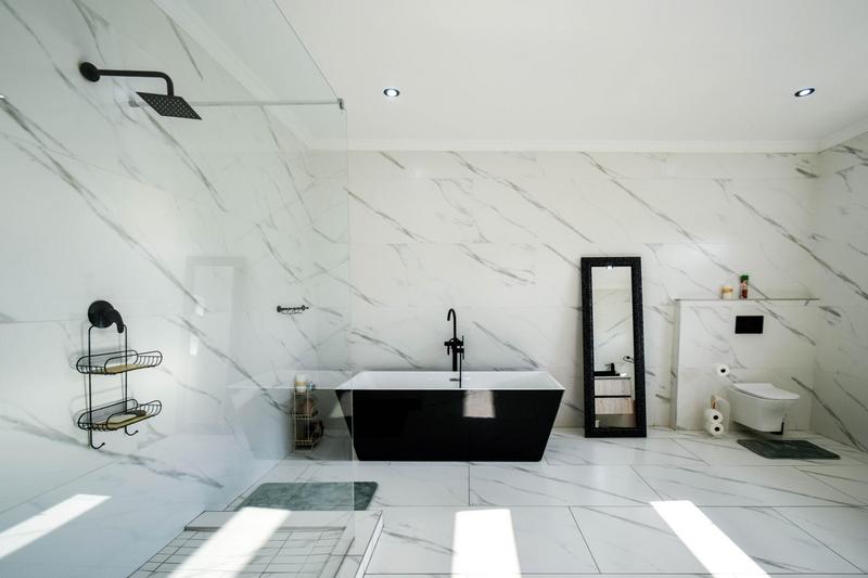 To Let 6 Bedroom Property for Rent in Savannah Country Estate Gauteng