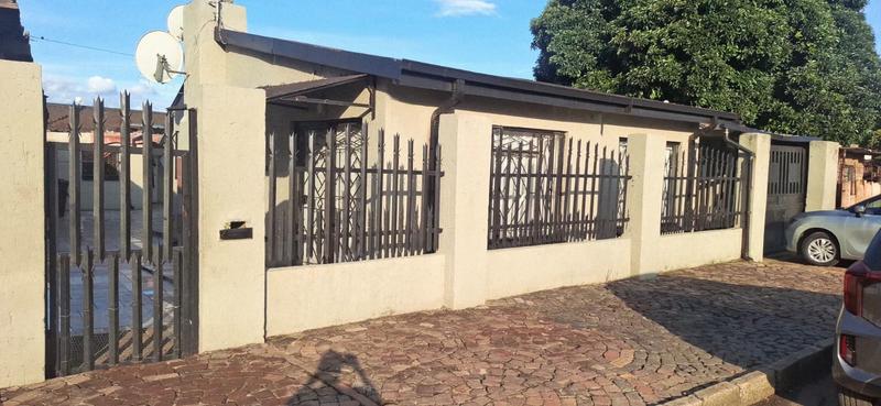 3 Bedroom Property for Sale in Reigerpark Gauteng