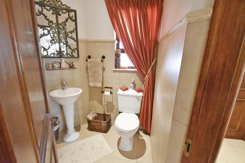 5 Bedroom Property for Sale in Bedfordview Gauteng