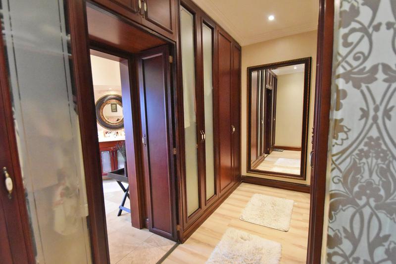 5 Bedroom Property for Sale in Bedfordview Gauteng