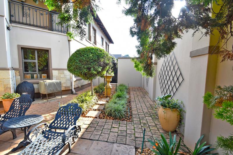 5 Bedroom Property for Sale in Bedfordview Gauteng