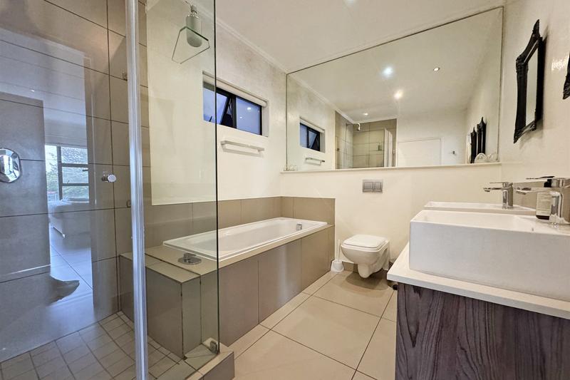 2 Bedroom Property for Sale in Morningside Gauteng