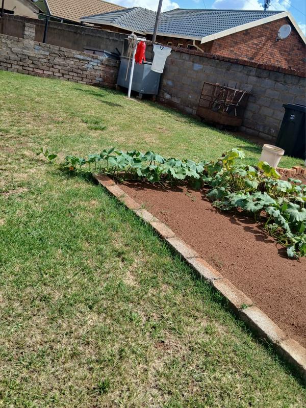 3 Bedroom Property for Sale in Protea Glen Gauteng