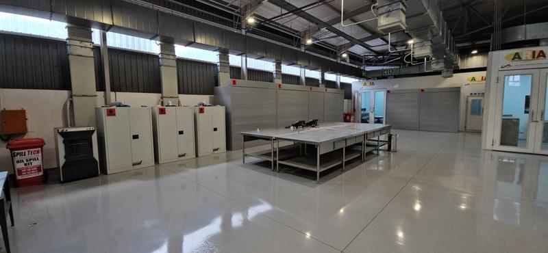 To Let commercial Property for Rent in Randjespark Gauteng