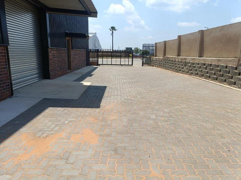 To Let commercial Property for Rent in Knoppieslaagte Gauteng