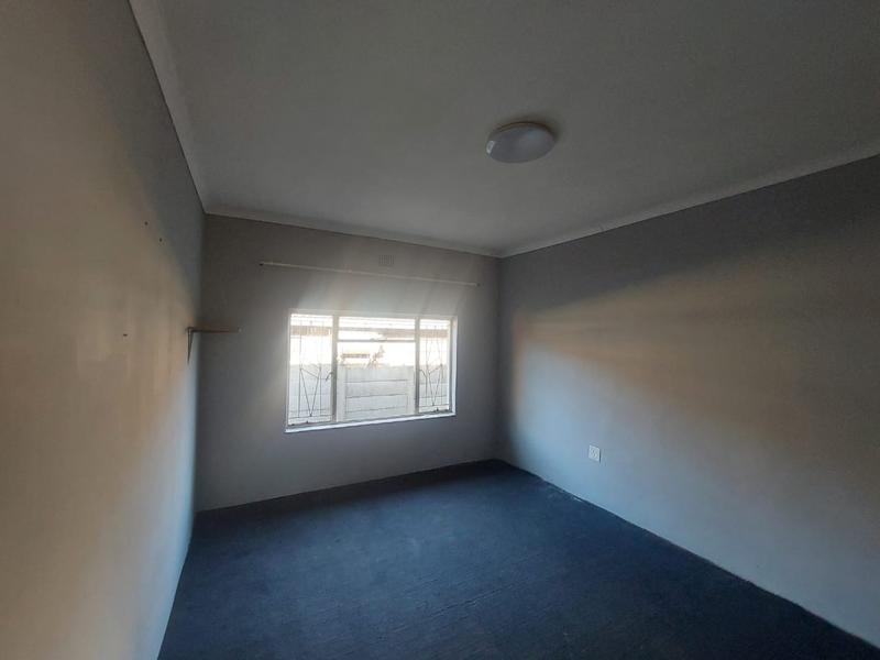 3 Bedroom Property for Sale in Mountain View Gauteng