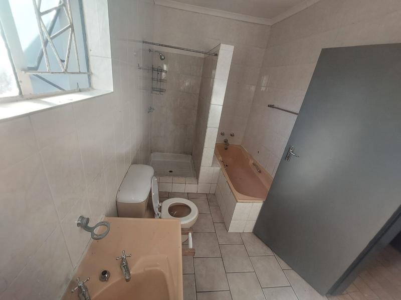 3 Bedroom Property for Sale in Mountain View Gauteng