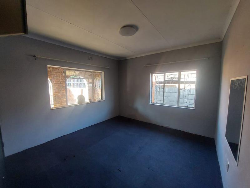 3 Bedroom Property for Sale in Mountain View Gauteng