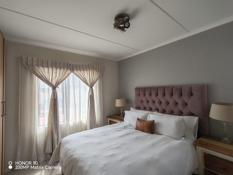 2 Bedroom Property for Sale in Modderfontein Gauteng