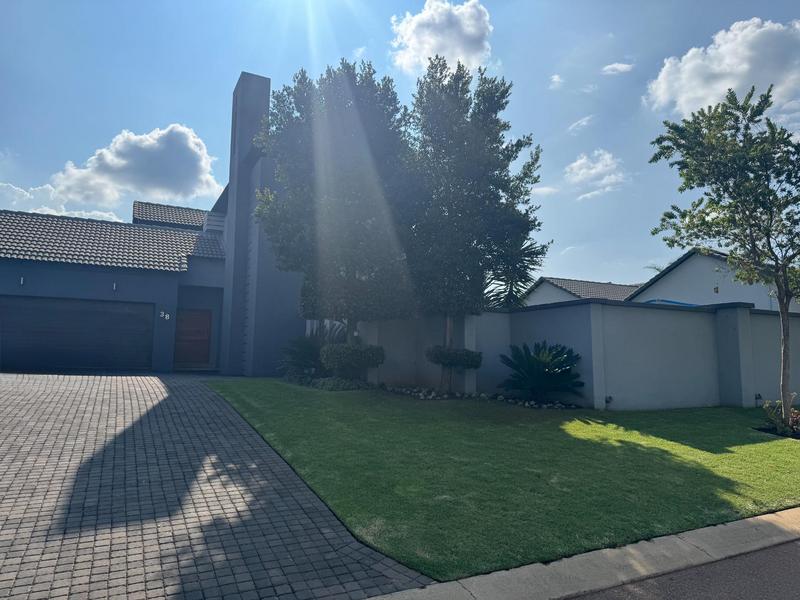 4 Bedroom Property for Sale in Midstream Hill Gauteng