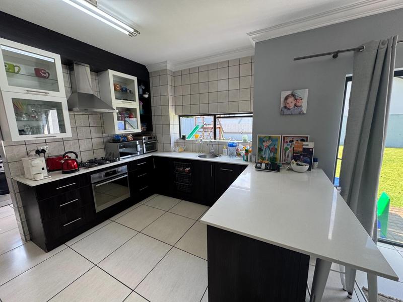 4 Bedroom Property for Sale in Midstream Hill Gauteng