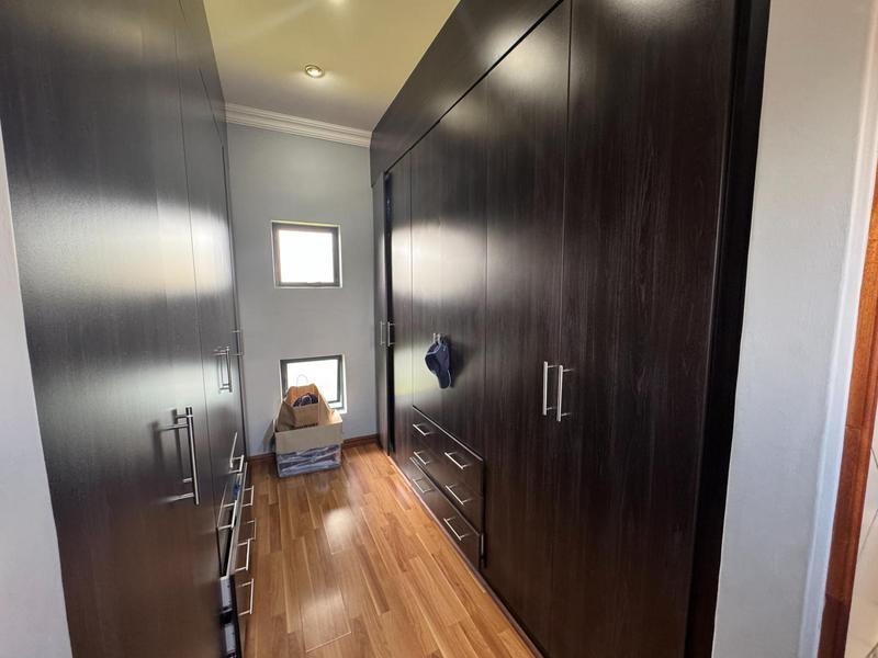 4 Bedroom Property for Sale in Midstream Hill Gauteng