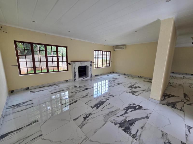 To Let 4 Bedroom Property for Rent in Faerie Glen Gauteng