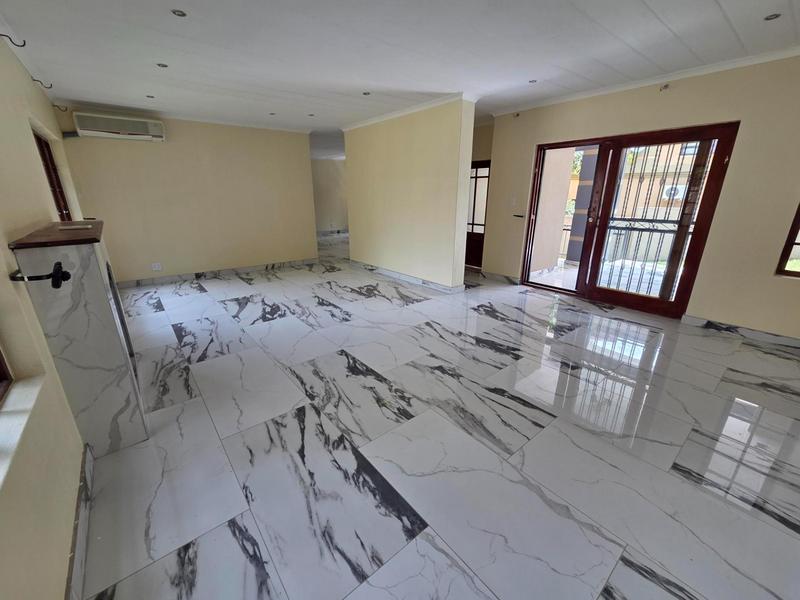 To Let 4 Bedroom Property for Rent in Faerie Glen Gauteng
