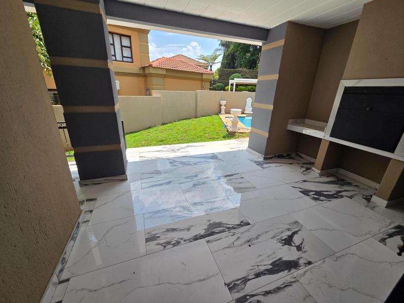 To Let 4 Bedroom Property for Rent in Faerie Glen Gauteng