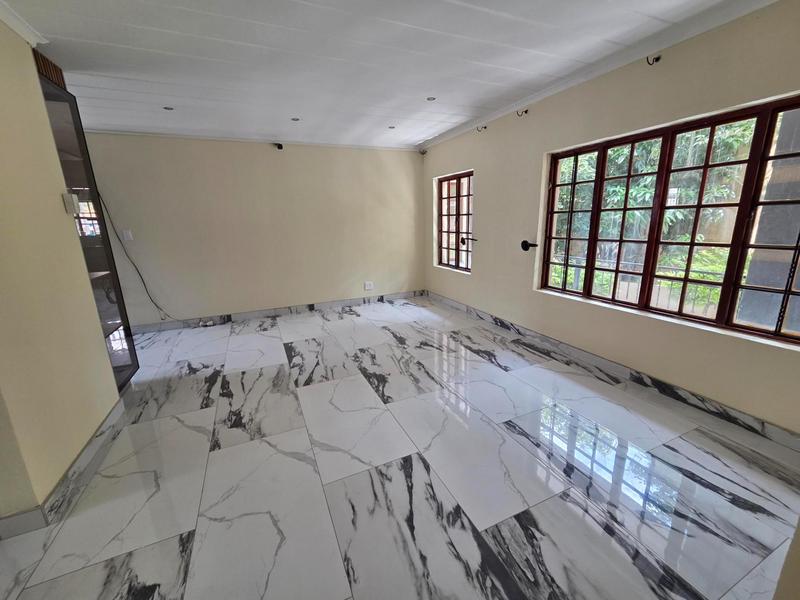 To Let 4 Bedroom Property for Rent in Faerie Glen Gauteng