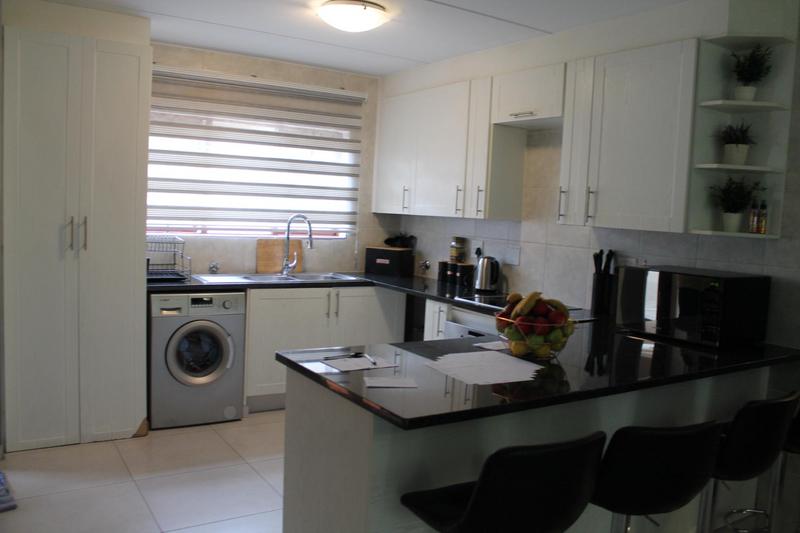 3 Bedroom Property for Sale in Bedfordview Gauteng